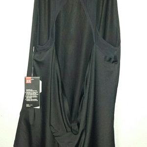 Under Armour women's   fitted active blouse